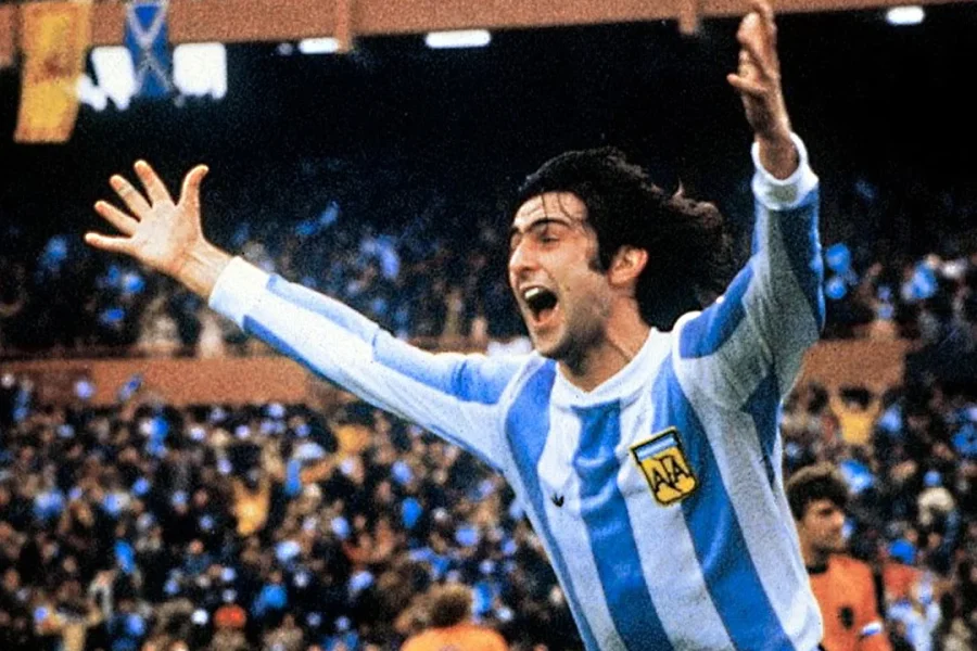 Mario Alberto Kempes fue campe&oacute;n del mundo con Argentina en 1978.