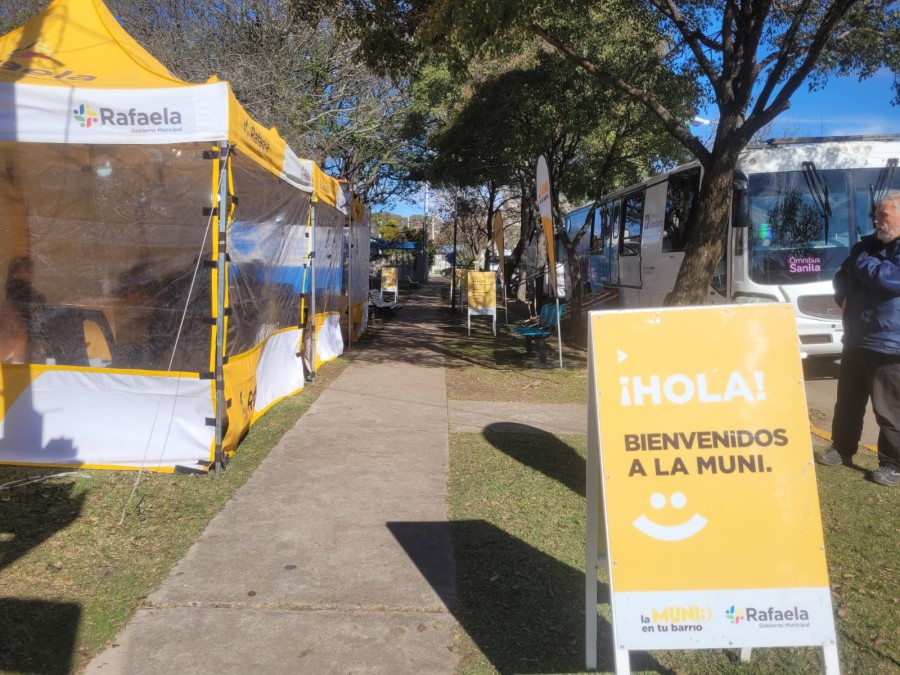 La Muni en tu Barrio culmin&oacute; su semana de trabajo frente a la vecinal de barrio Virgen del Rosario.