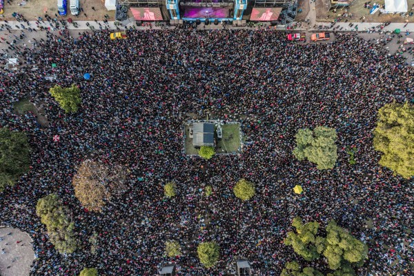 20 de Junio hist&oacute;rico: al pie del Monumento renovado por la Provincia, m&aacute;s de 350.000 personas celebraron el D&iacute;a de la Bandera
