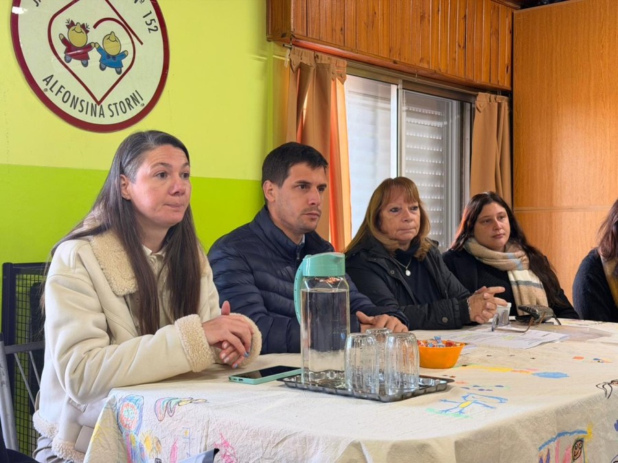 Entrega de la primera cuota del FAE.