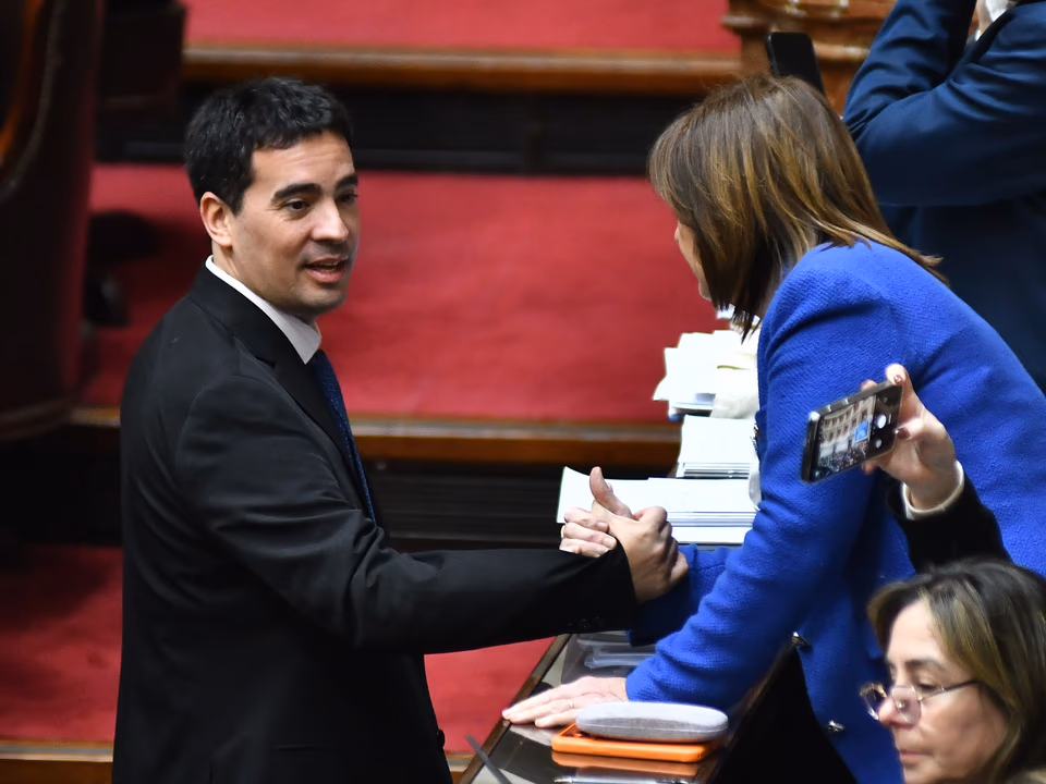 Adri&aacute;n Ravier en el recinto de la C&aacute;mara de Diputados.