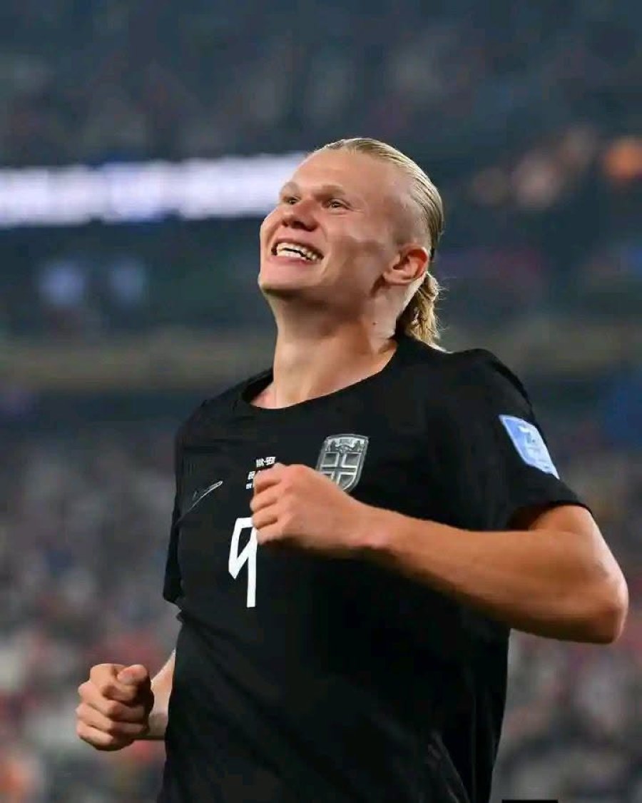 GOLEADOR. Erling Haaland tratar&aacute; de llevar a su selecci&oacute;n al primer puesto.