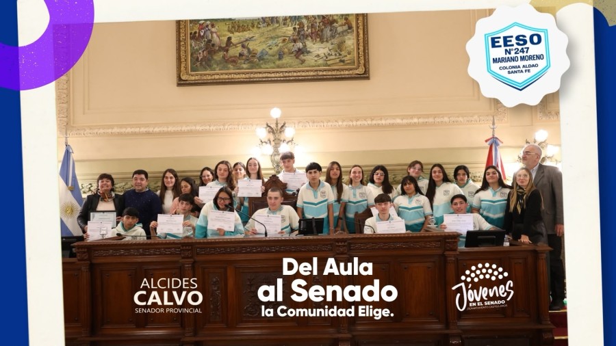 Una delegaci&oacute;n estudiantil en el Senado.