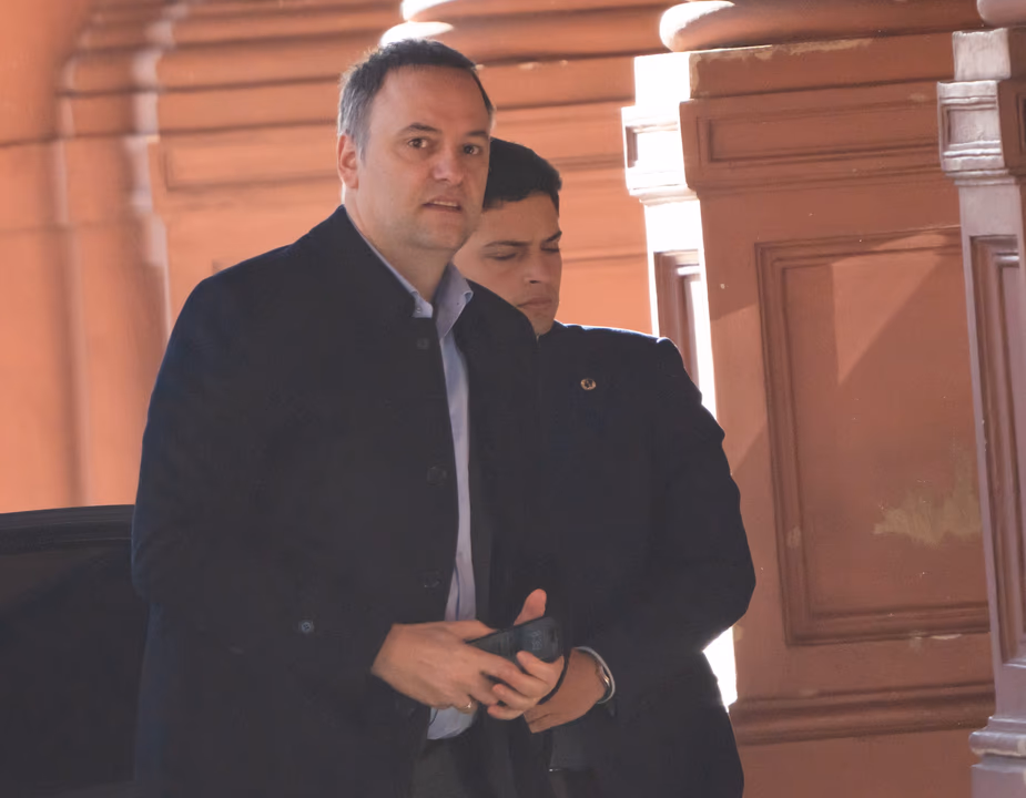Manuel Adorni, sospechado de corrupci&oacute;n, en Casa Rosada.