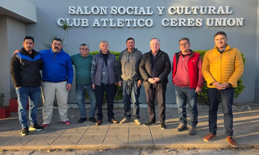 Encuentro en otro de los clubes.