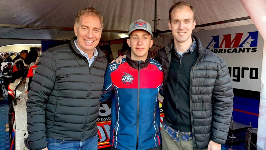 Hace una semana, Santilli visit&oacute; Rafaela para acompa&ntilde;ar a su hijo en la carrera del TC Pista y estuvo con el referente libertario de esta regi&oacute;n, Bryan Mayer. (FOTO B. MAYER)
