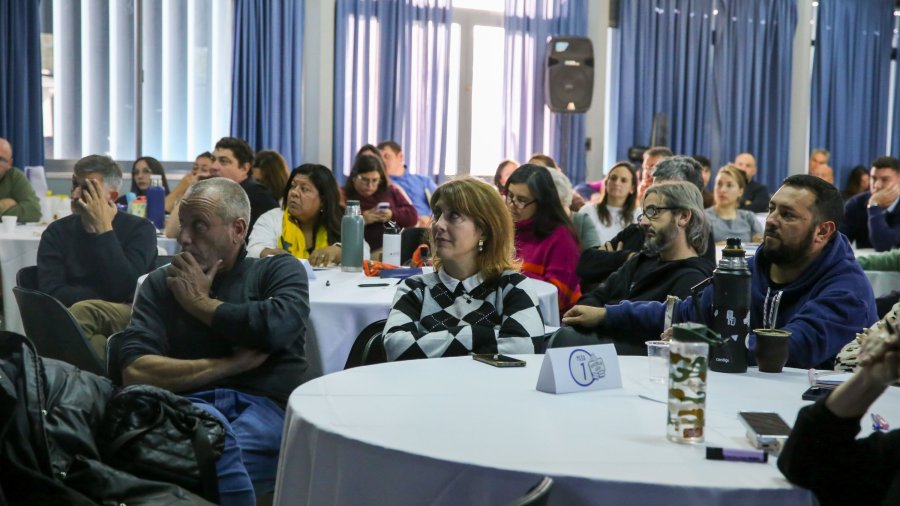 El encuentro reuni&oacute; a una importante cantidad de dirigentes de Rafaela y la regi&oacute;n. (FOTO PRENSA CT)