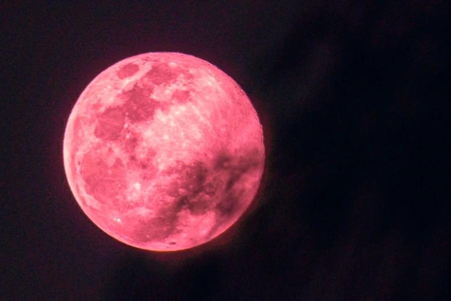 Luna de Fresa.