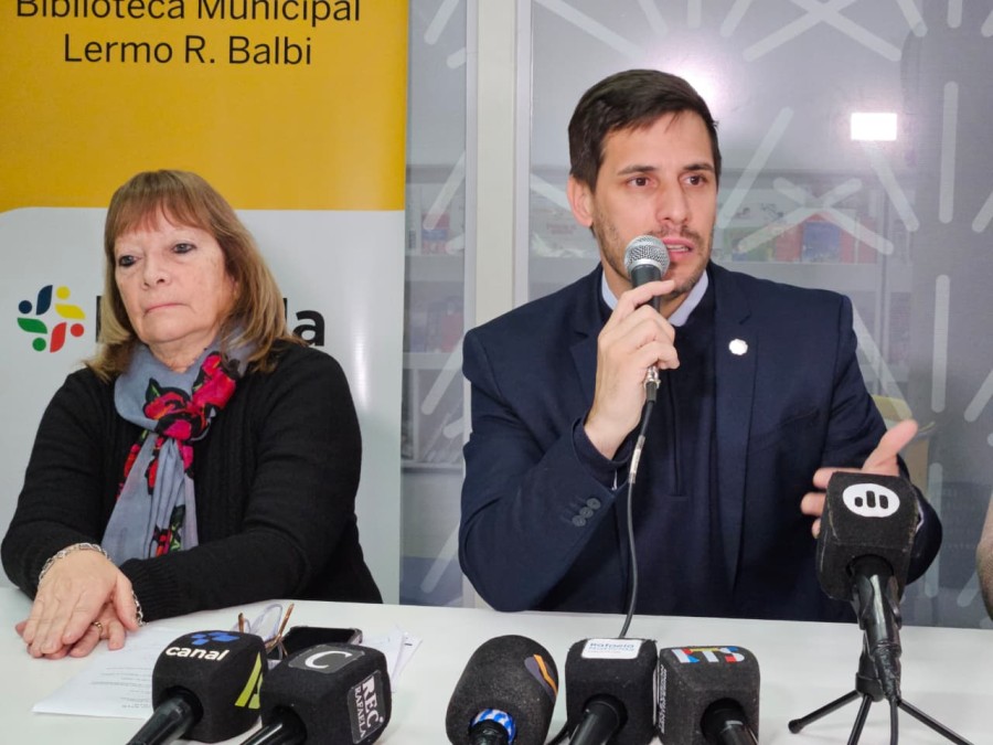El intendente estuvo en la presentaci&oacute;n de "Vacaciones Modo Muni".