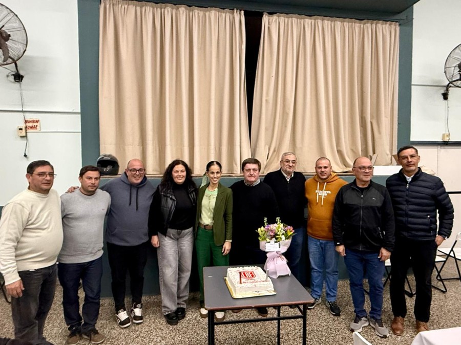 FESTEJO. Tuvo desarrollo en el sal&oacute;n comunal de Bella Italia.