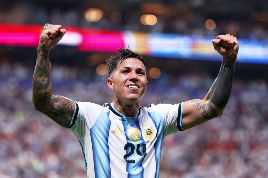 HEROE. Desat&oacute; el gran festejo tras un partido infartante.