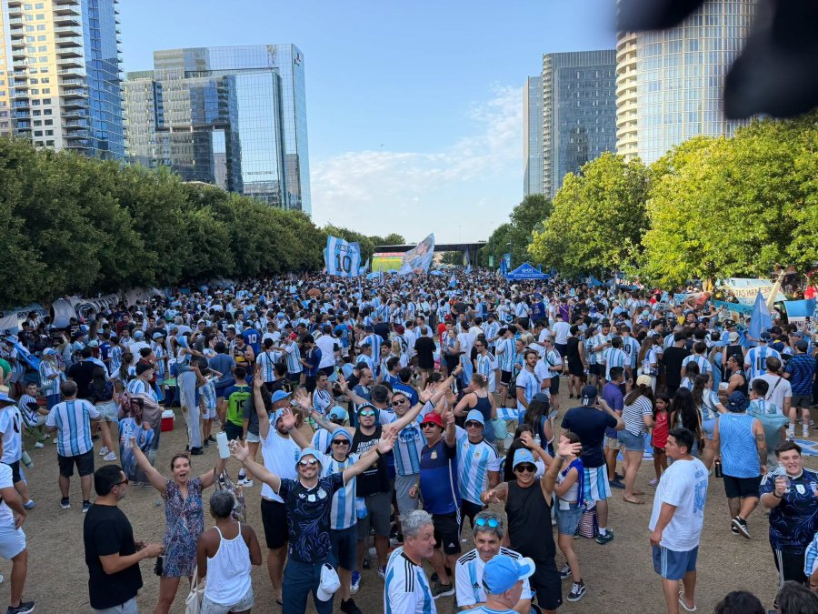 MULTITUDES. Argentina tiene un gran acompa&ntilde;amiento en Estados Unidos.