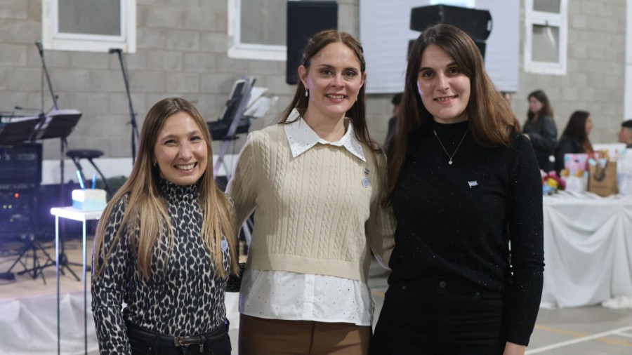 B&aacute;rbara Chivallero, Alejandra Moroni y Lorena Eberhardt durante la celebraci&oacute;n.