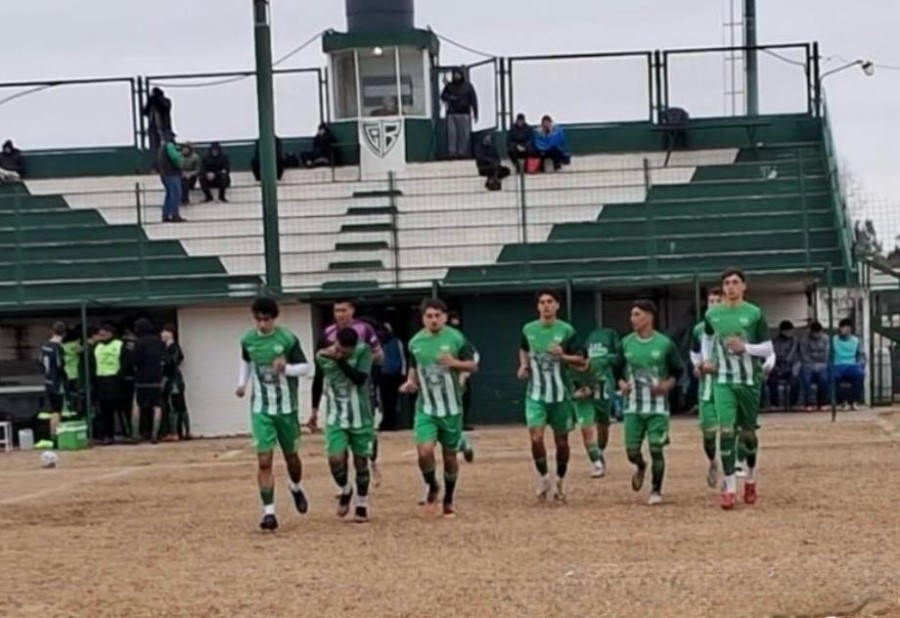 UNI&Oacute;N DE SUNCHALES GAN&Oacute; EN SAN VICENTE Y DIO UN GRAN PASO AL T&Iacute;TULO