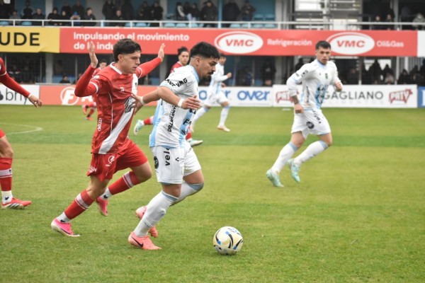 El impacto de la derrota: Atl&eacute;tico de Rafaela cay&oacute; al s&eacute;ptimo lugar y se le acorta el margen en el Reducido