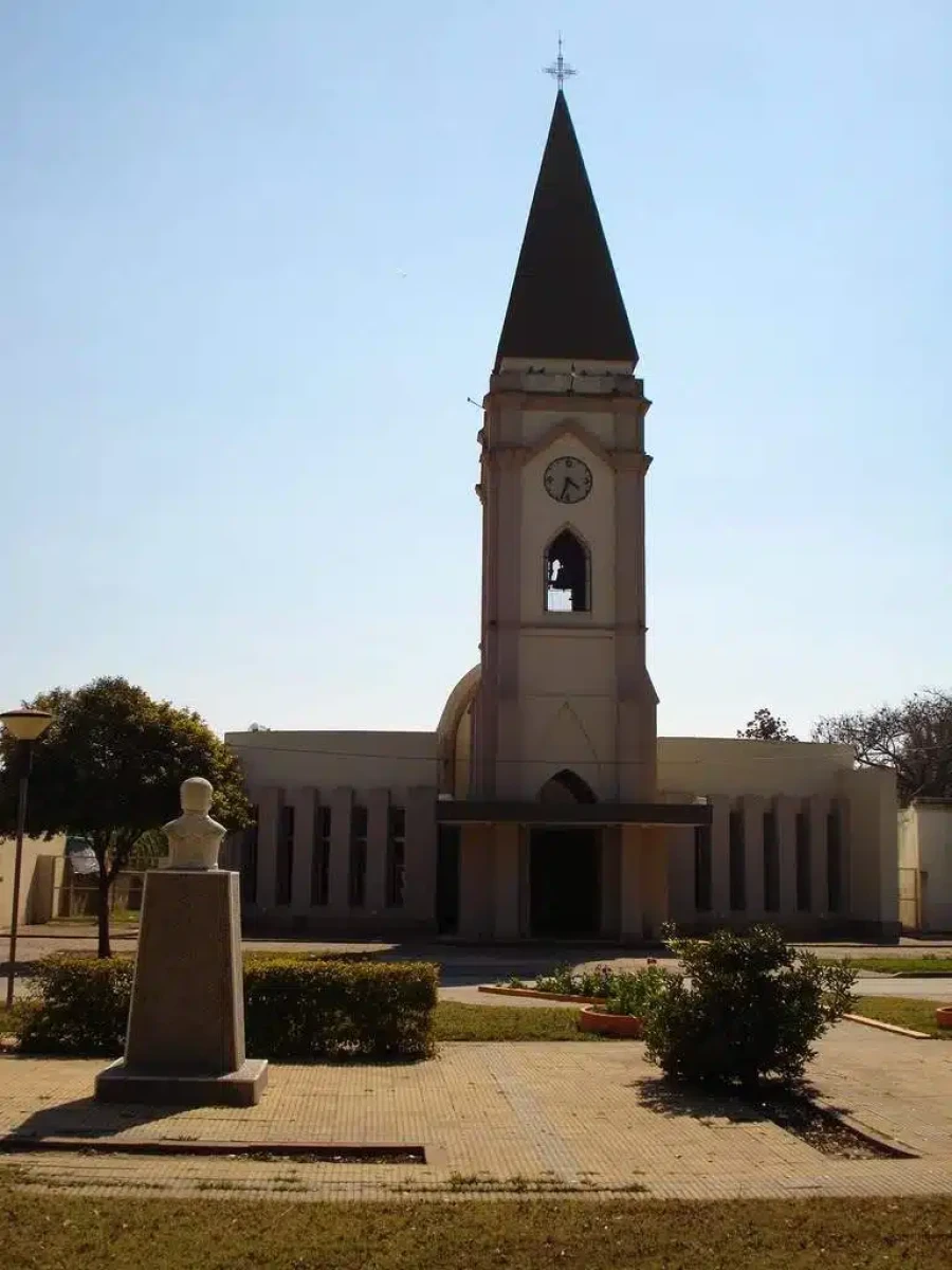 El templo pararoquial clucellense.