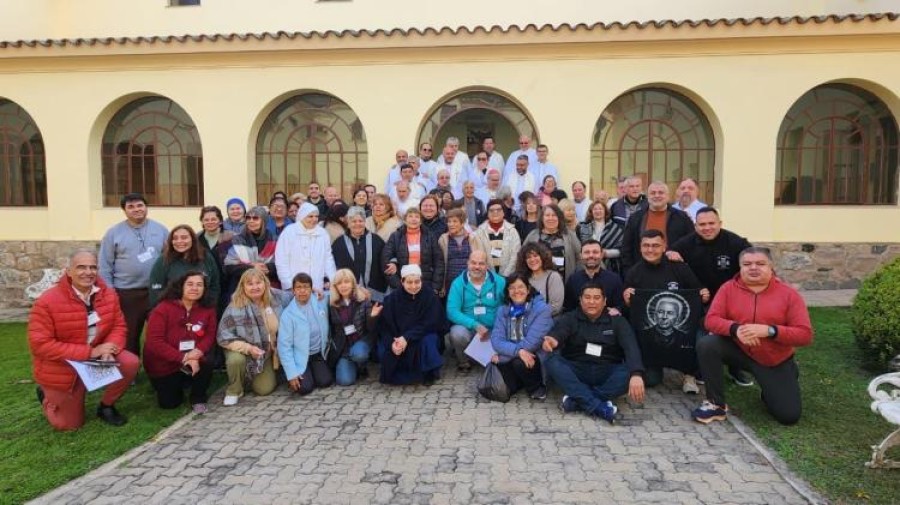 El grupo que participó en el cónclave.