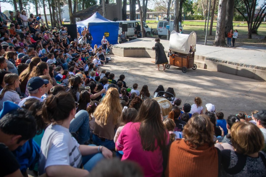 El Festival de Teatro Rafaela 2026 se prepara para vivir su &uacute;ltima jornada tras d&iacute;as de emoci&oacute;n.