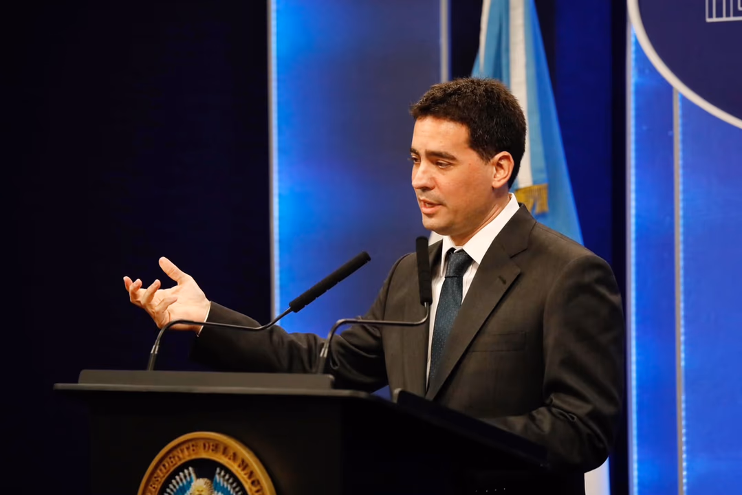 Adri&aacute;n Ravier, vocero presidencial.