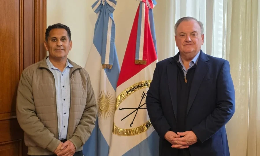 Marcelo Lind y felipe Michoig durante el encuentro.