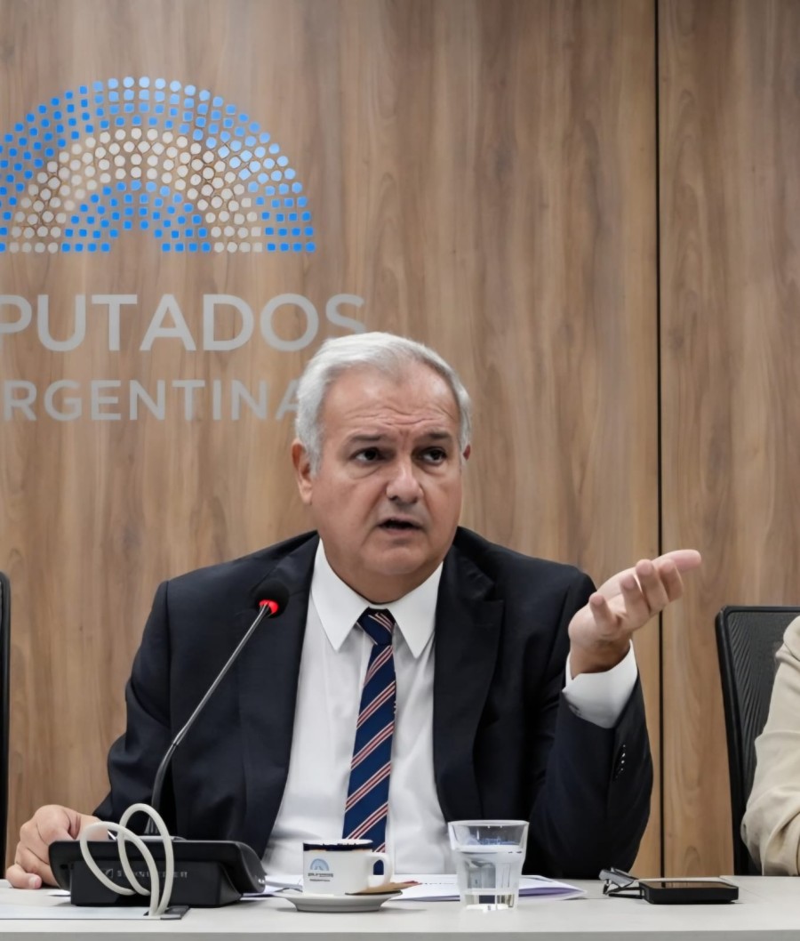 Far&iacute;as afirm&oacute; que el objetivo es atender las principales dificultades que hoy enfrentan las MiPyMEs.