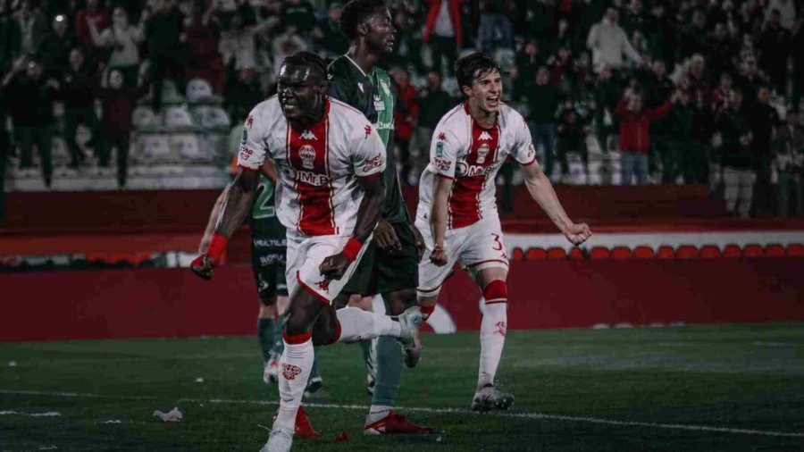 EL GLOBO LE GAN&Oacute; AL TALADRO