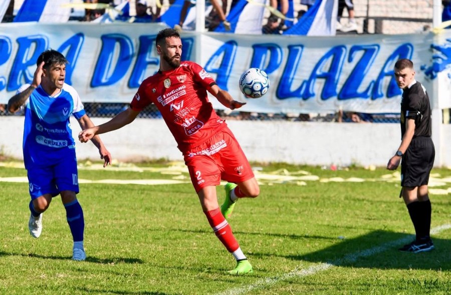 FERRO RECIBE EN LOS NOGALES A PE&Ntilde;AROL