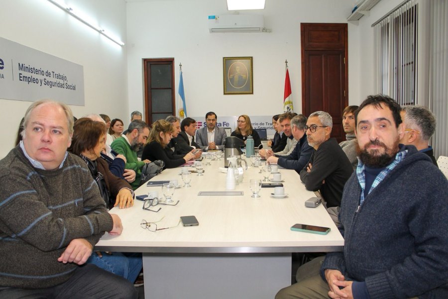 PARITARIA DE SALUD. Tras una votaci&oacute;n online, los m&eacute;dicos afiliados al AMRA en Santa Fe aprobaron por mayor&iacute;a la oferta salarial presentada por el gobierno santafesino.