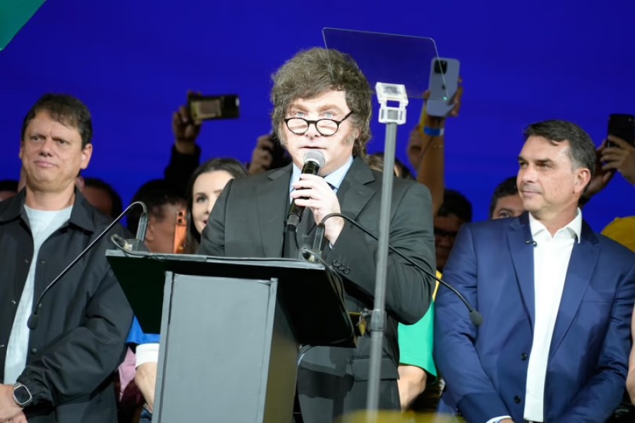 &ldquo;Si en Argentina tenemos como factor econ&oacute;mico lo que llamamos el riesgo Kuka; ac&aacute;, en Brasil, hoy tienen el riesgo Lula, y se refleja claramente en el mercado accionario&rdquo;, dijo Milei.