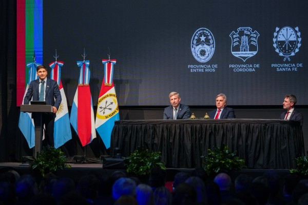 Pullaro: &ldquo;La Regi&oacute;n Centro es el motor productivo que puede empujar a la Argentina al cambio&rdquo;