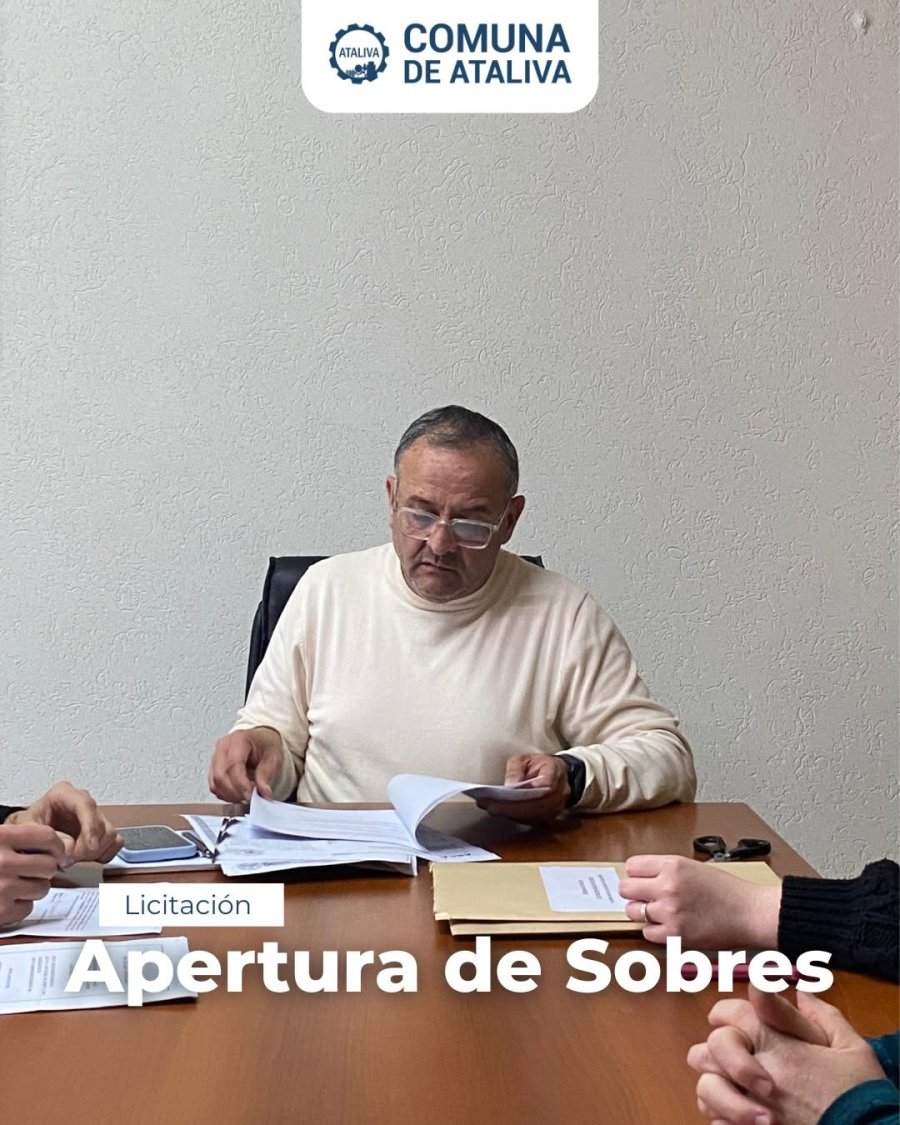 Jos&eacute; &Auml;lvarez durante el acto.