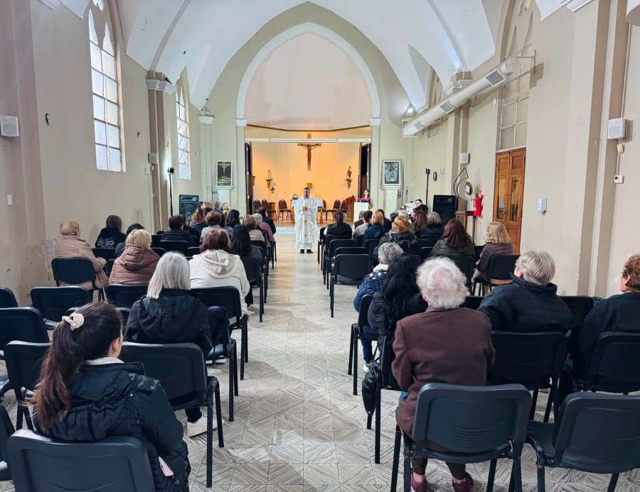 La celebraci&oacute;n fue presidida por el padre David Retamoso.