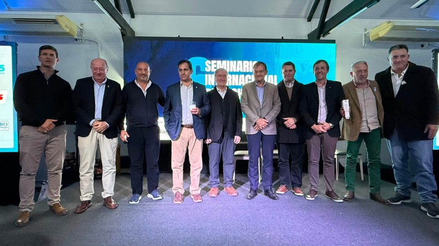 Disertantes del SIL 2026 que debatieron sobre el presente y futuro de la lecher&iacute;a argentina.