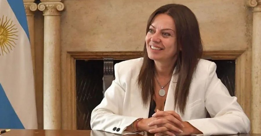 SANDRA PETROVELLO. Ministra de Capital Humano.