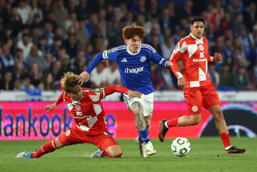 Tras una buena temporada en el Racing de Estrasburgo, Valent&iacute;n Barco llega al Chelsea ingl&eacute;s.