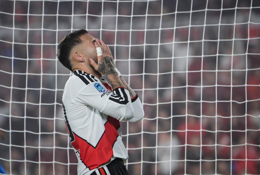 River perdi&oacute; con Rosario Central, profundiz&oacute; su crisis y el Monumental insult&oacute; a jugadores y dirigentes