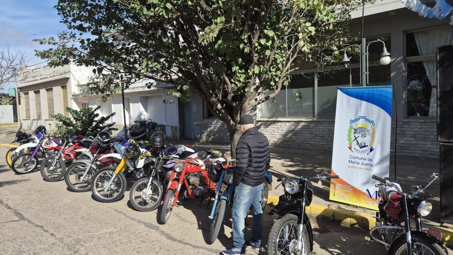 Las motos tambi&eacute;n convocaron a los apasionados.