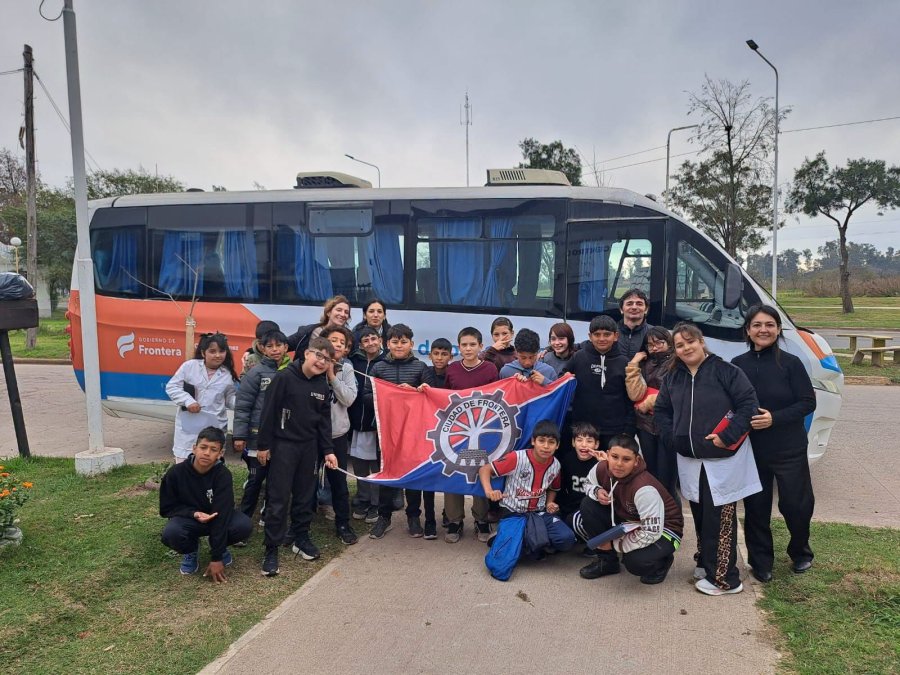 El grupo en su arribo.