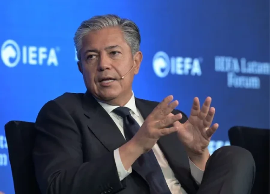 El gobernador de Neuqu&eacute;n, Rolando Figueroa, en el Foro IEFA.