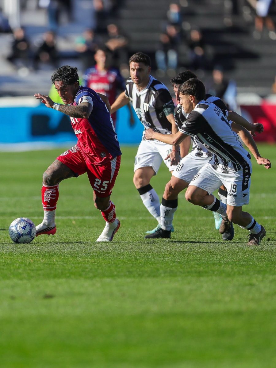 RECUPERARSE. Es el objetivo Tatengue tras la derrota en Mendoza.