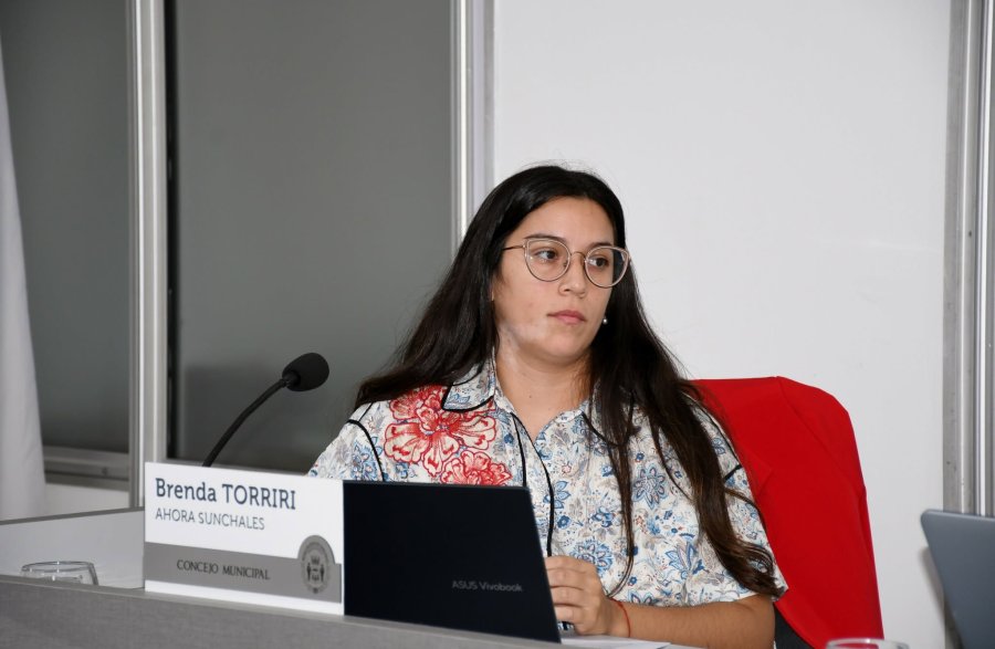 Brenda Torriri en su banca.