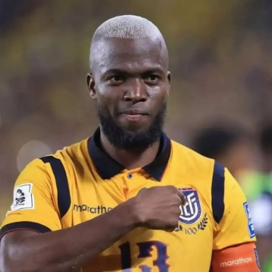 ECUATORIANO. El centrodelantero que contrat&oacute; Boca.