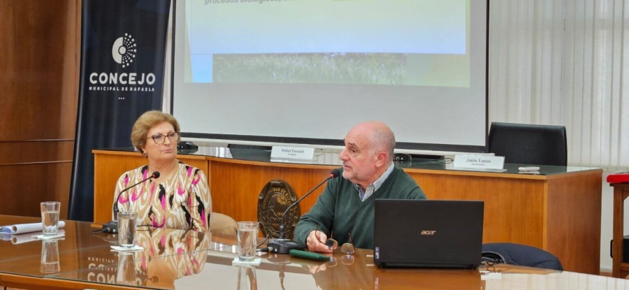 ERNESTO MESSINA. El ingeniero agr&oacute;nomo particip&oacute; este viernes de una charla con los concejales locales en el recinto del Concejo Municipal.
