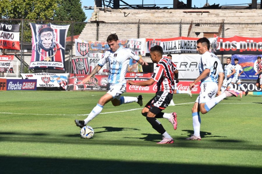 ATL&Eacute;TICO DE RAFAELA RECIBE A CHACARITA JUNIORS