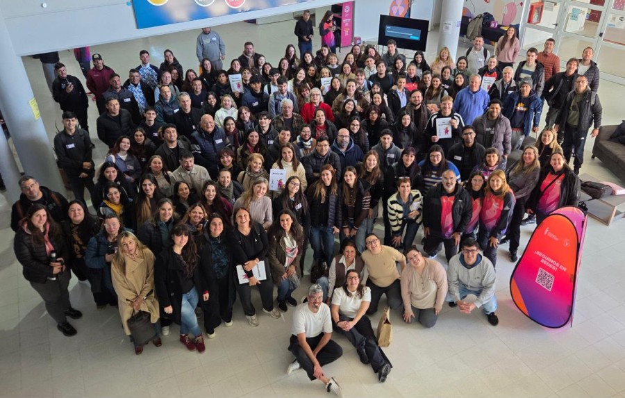 Los Voluntarios que fueron seleccionados para colaborar con los Juegos Suramericanos en la Sede Rafaela.