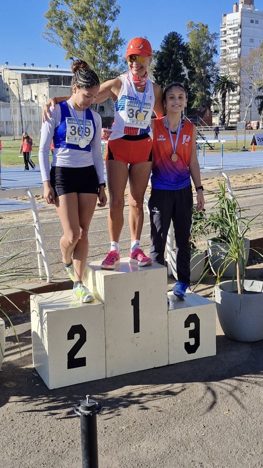 Milagros Kuriger, tercera en 10.000 metros marcha (foto RUNNEA).