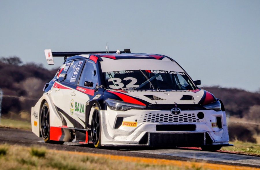 Gabriel Ponce de Le&oacute;n regres&oacute; a la victoria en el TC2000.