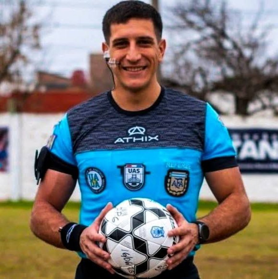 LA AUTORIDAD. Manduca ser&aacute; el &aacute;rbitro.
