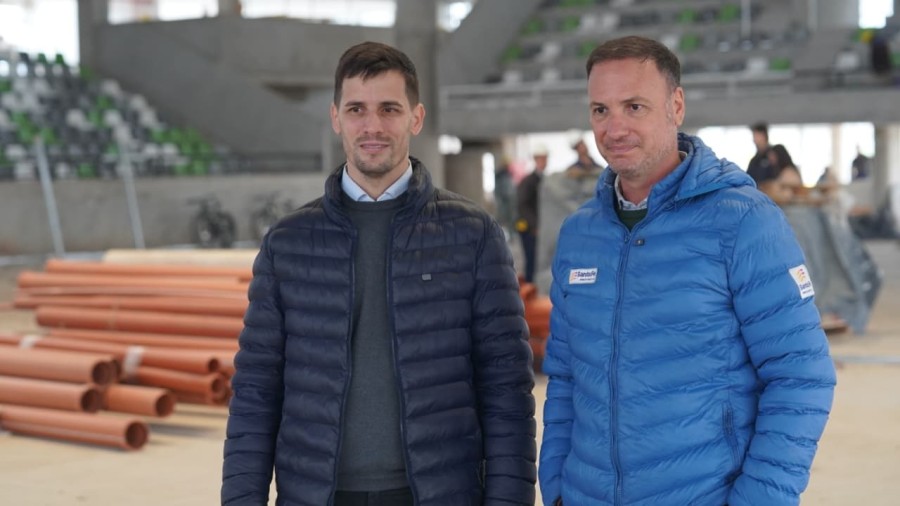 El intendente, Leonardo Viotti y el ministro de Obras P&uacute;blicas, Lisandro Enrico durante las recorridas. (FOTO SCS)