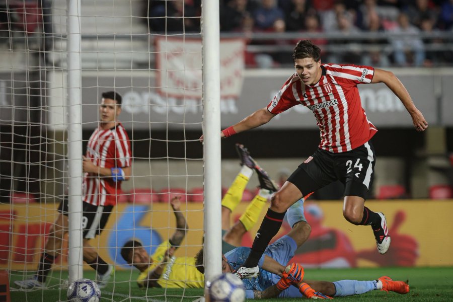 DEFENSOR. Tom&aacute;s Palacios, zaguero del Pincha.